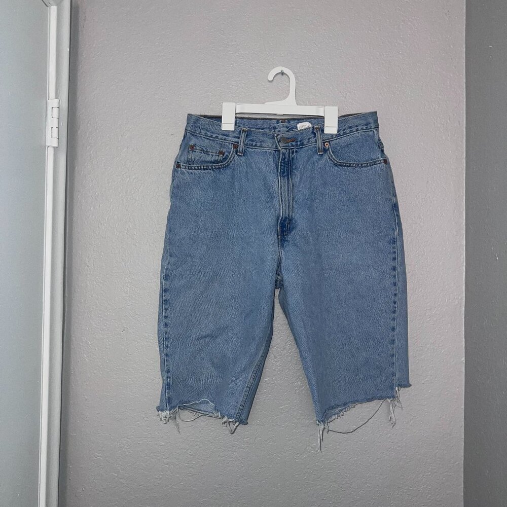 Levi's 512 Women Slim Fit Cut Off Bermuda Shorts